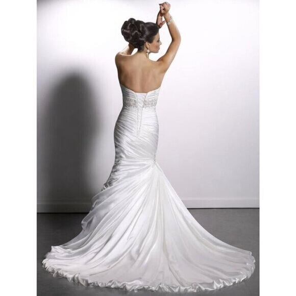 Sottero and Midgley Collection Adorae-JSM1307LU White Wedding Dress - Size 2 - Picture 2 of 16